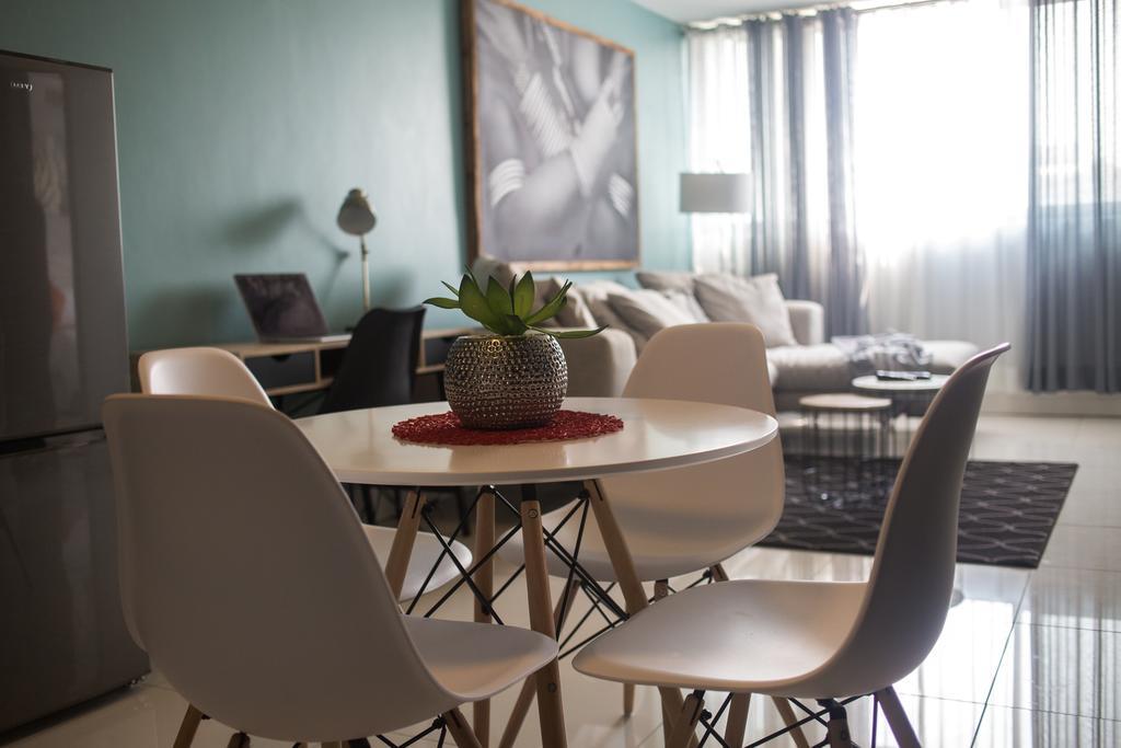 Apartment 64 At 77 On Independence Ave Windhoek Eksteriør bilde
